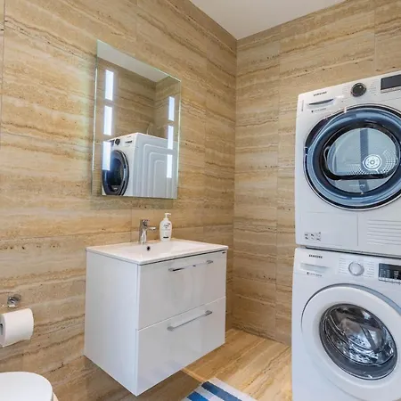 Luxurious One Bedroom Duplex Maisonette Sliema