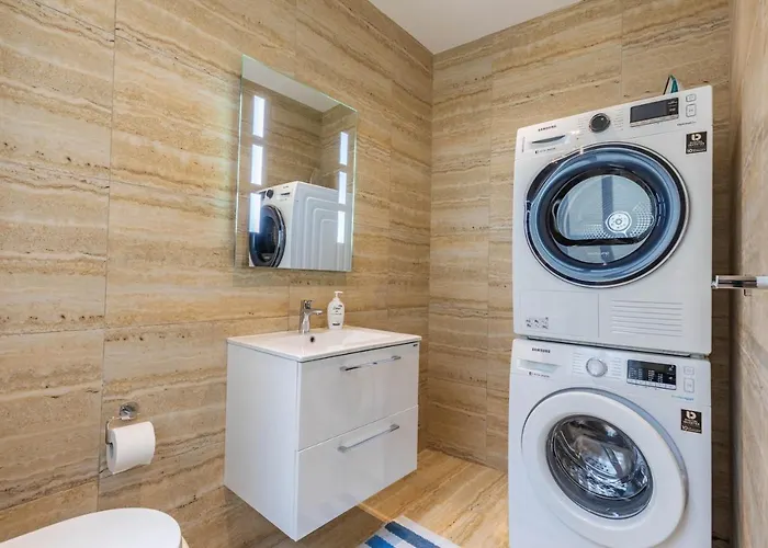 Luxurious One Bedroom Duplex Maisonette Sliema